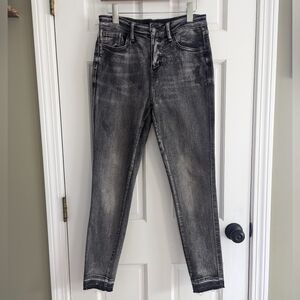 Judy Blue skinny fit grey wash jeans size 7/28